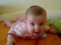 eu singurik pe burtik