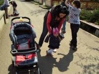 1,2 ma invata mami sa fac pasi