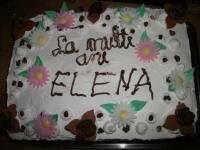primul meu tort facut de mami