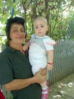 DIANA CU BUNICA DIN PARTEA TATALUI..