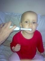 ma spal pe dintisori