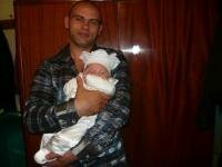 in prima zi de Paste!!! l-am dus la nasi imbracat in printisor!!!