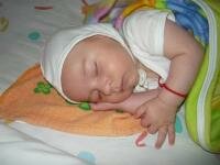 cum doarme el ca un om mare 