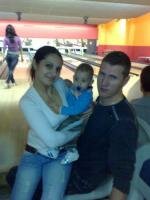 eu cu parintii mei la bowling!!!