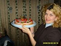 primul tort facut de mami pt.tati...