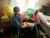 alex2 si alex 1( baiatul unei prietene..are nr 1 pt ca este mai mare)